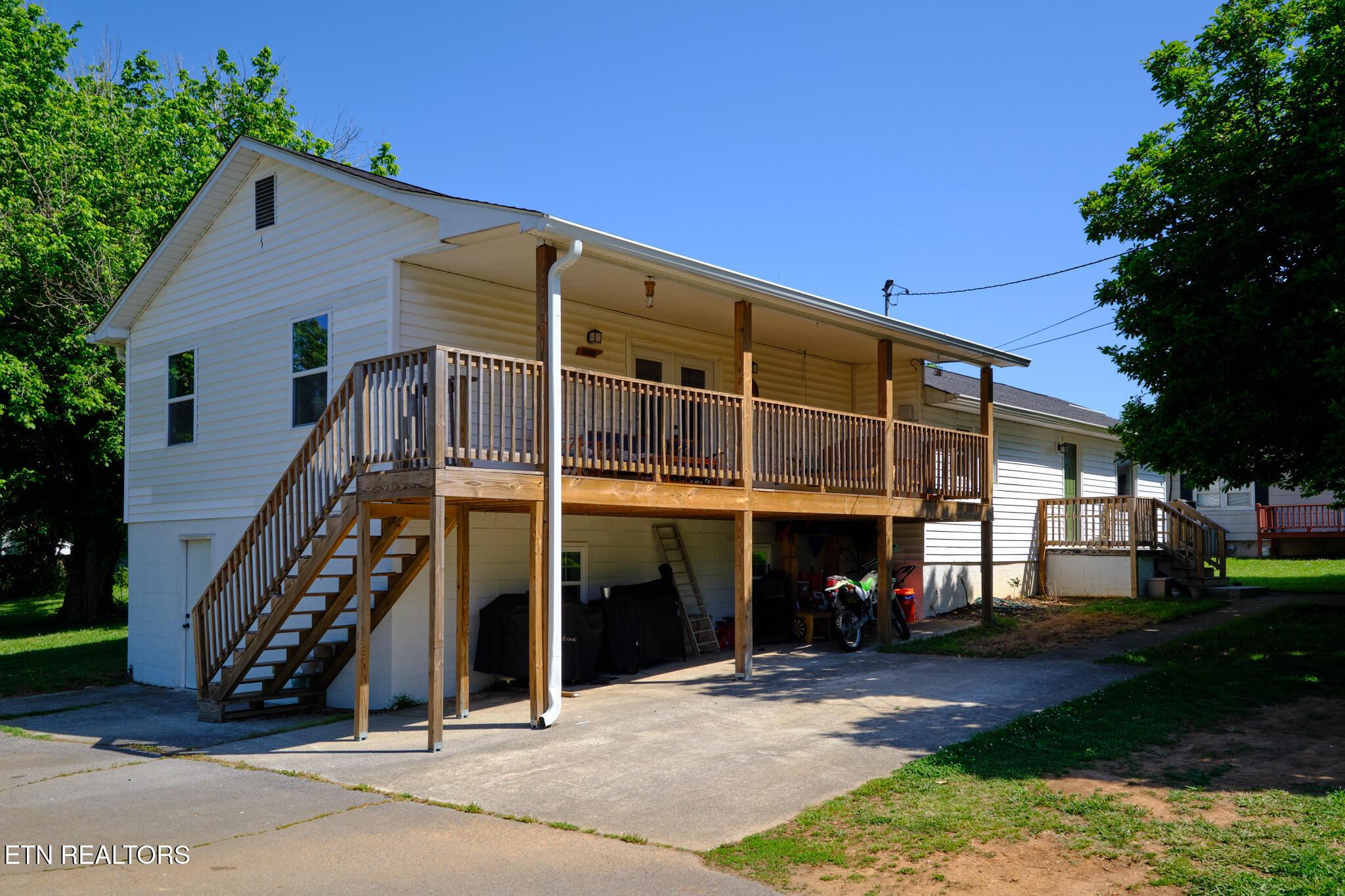 Image 2: 8000 US-11 Lenoir City, TN 17