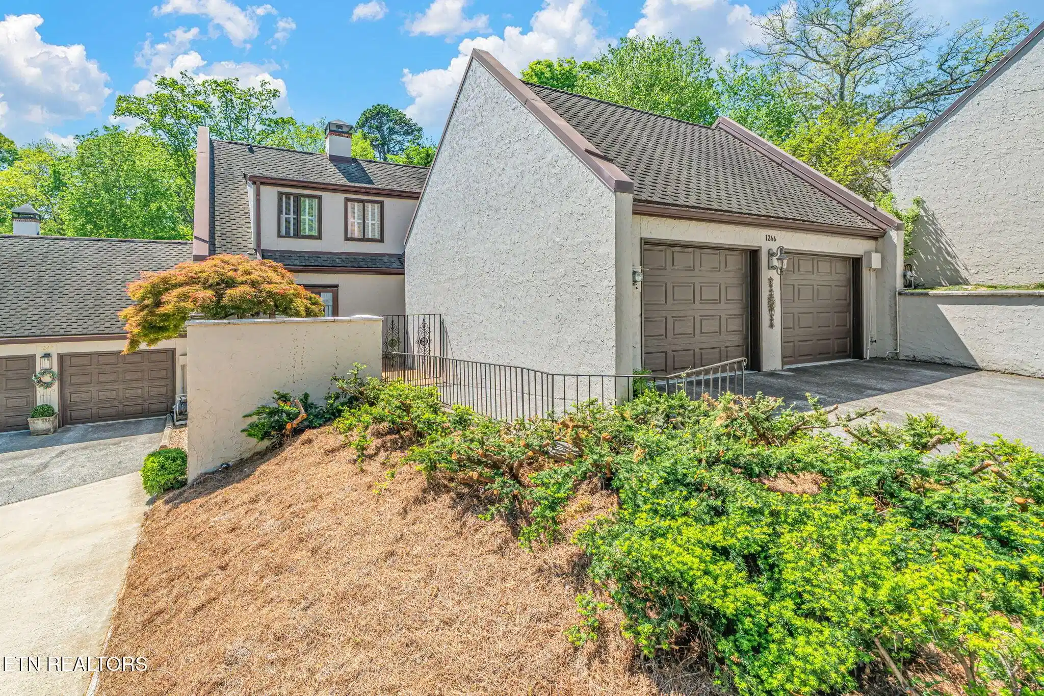 Image 1: 1-web-or-mls-1246 Orleans Drive-3 - Copy