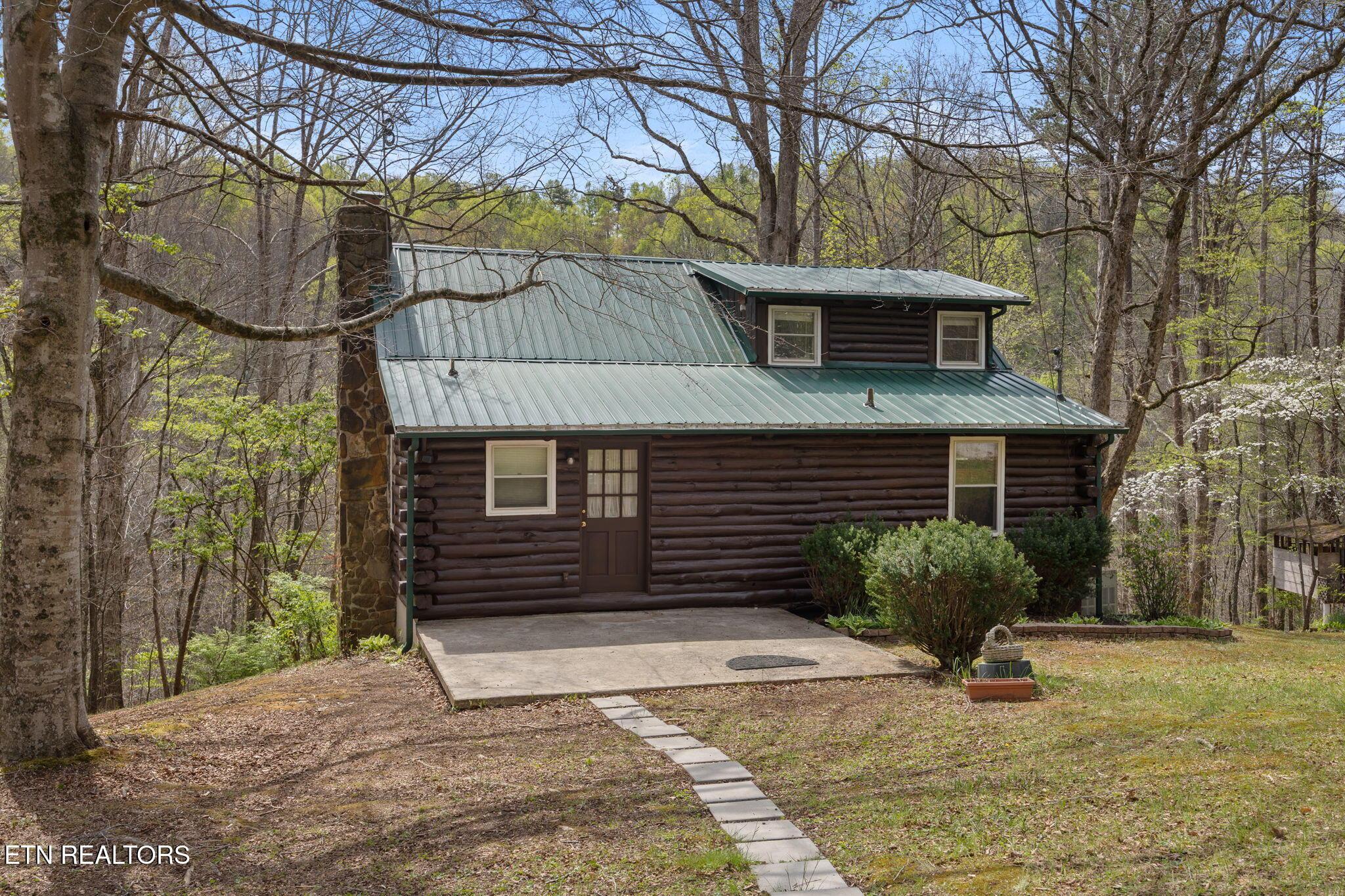 Image 1: 1-web-or-mls-001_258_Marina_lane