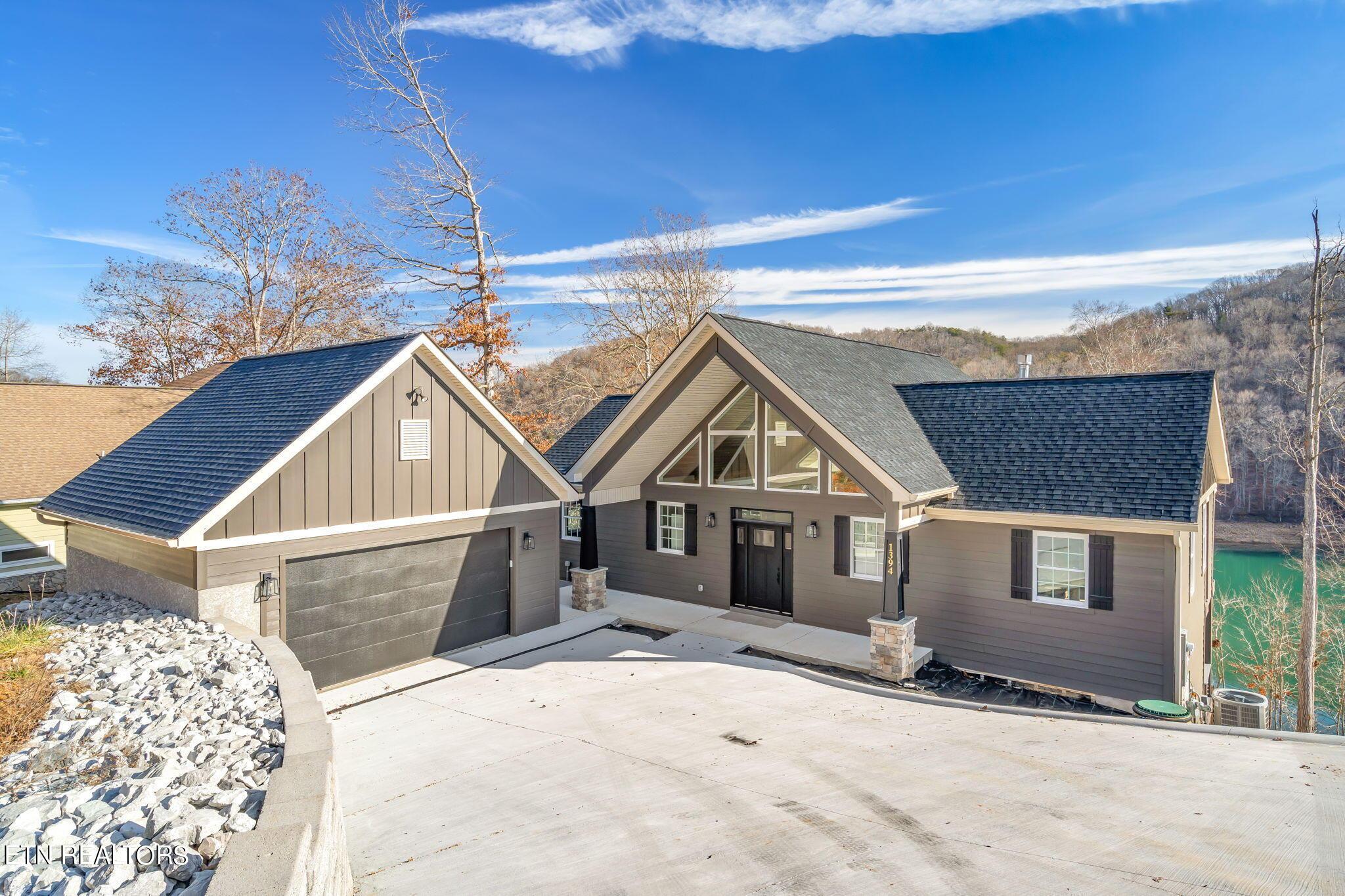 1394 Lakeside Drive, Jacksboro, TN lhrmls01935673