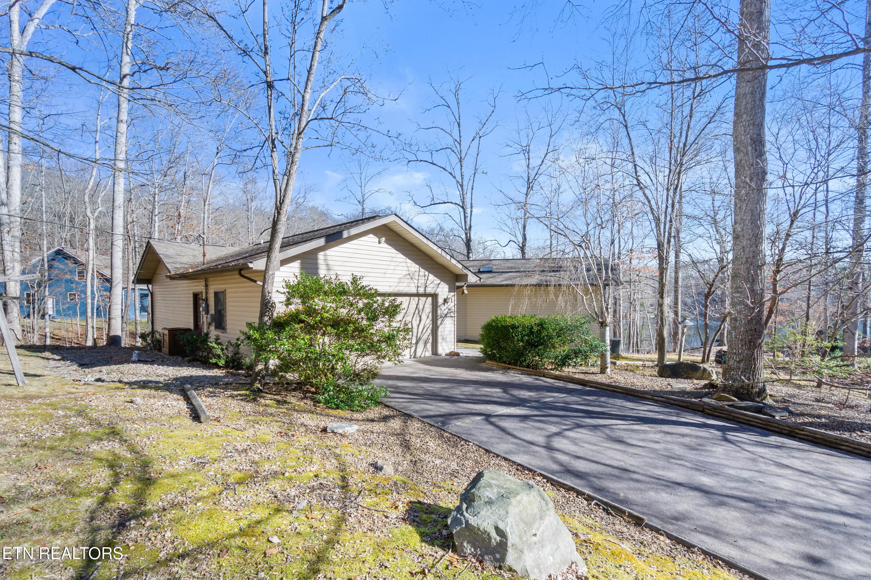 Image 3: 11 Londell Ct-5