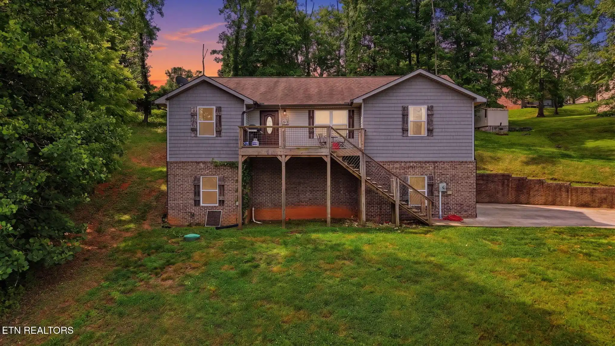 Image 1: 44-web-or-mls-001_DJI_20260509104635_008