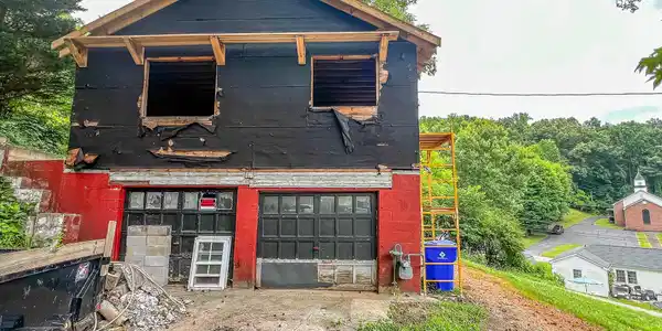 Image 2: 709 Lakeview Church Lane-4