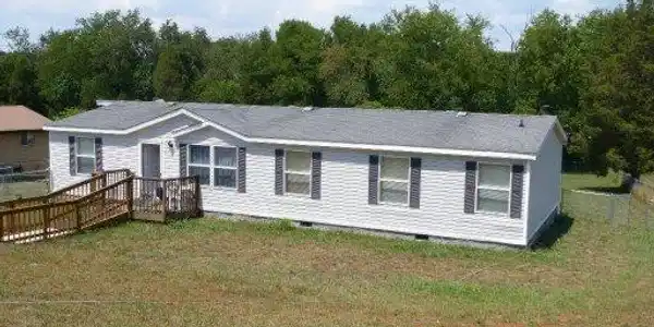 435 Rex Lane