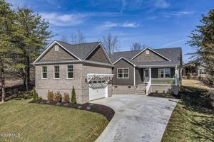 105 Amohi Way