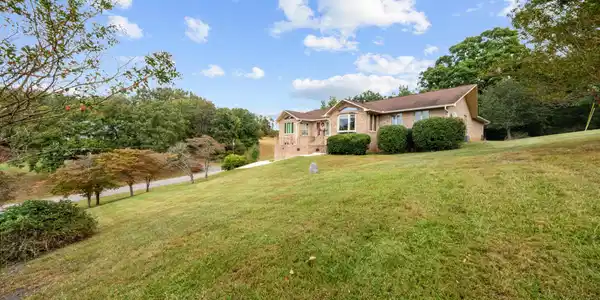 721 Rio Vista Circle