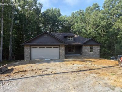 212 Lakeview Drive