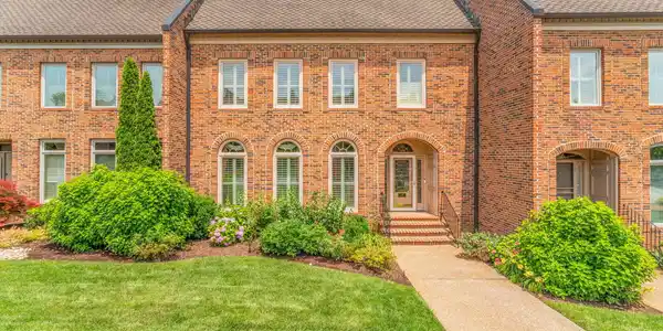 3340 Kingston Pike