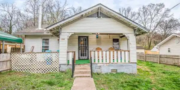 2804 Scottish Pike