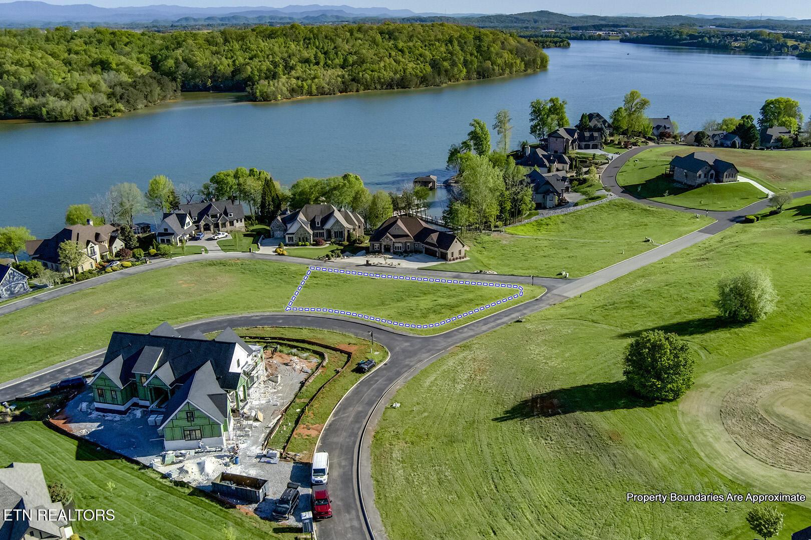 Image 1: 17_KilldeerDrive_200_Birdseye_S