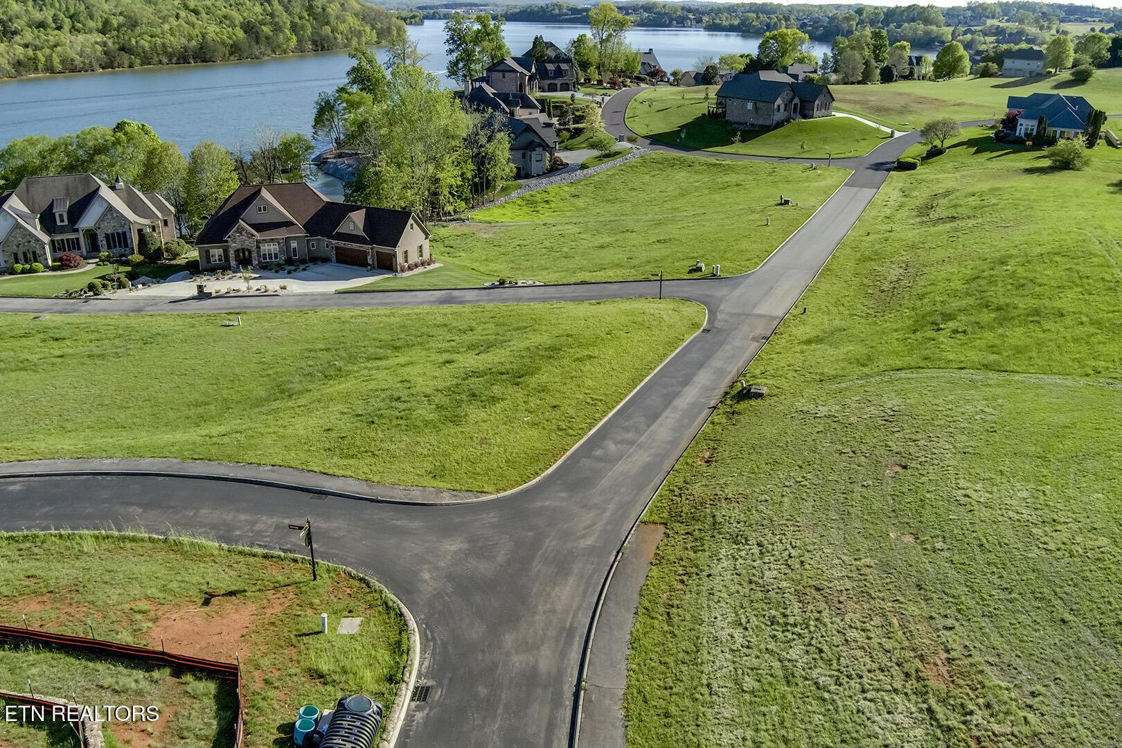 Image 4: 03_KilldeerDrive_200_StreetElevated_S-SW