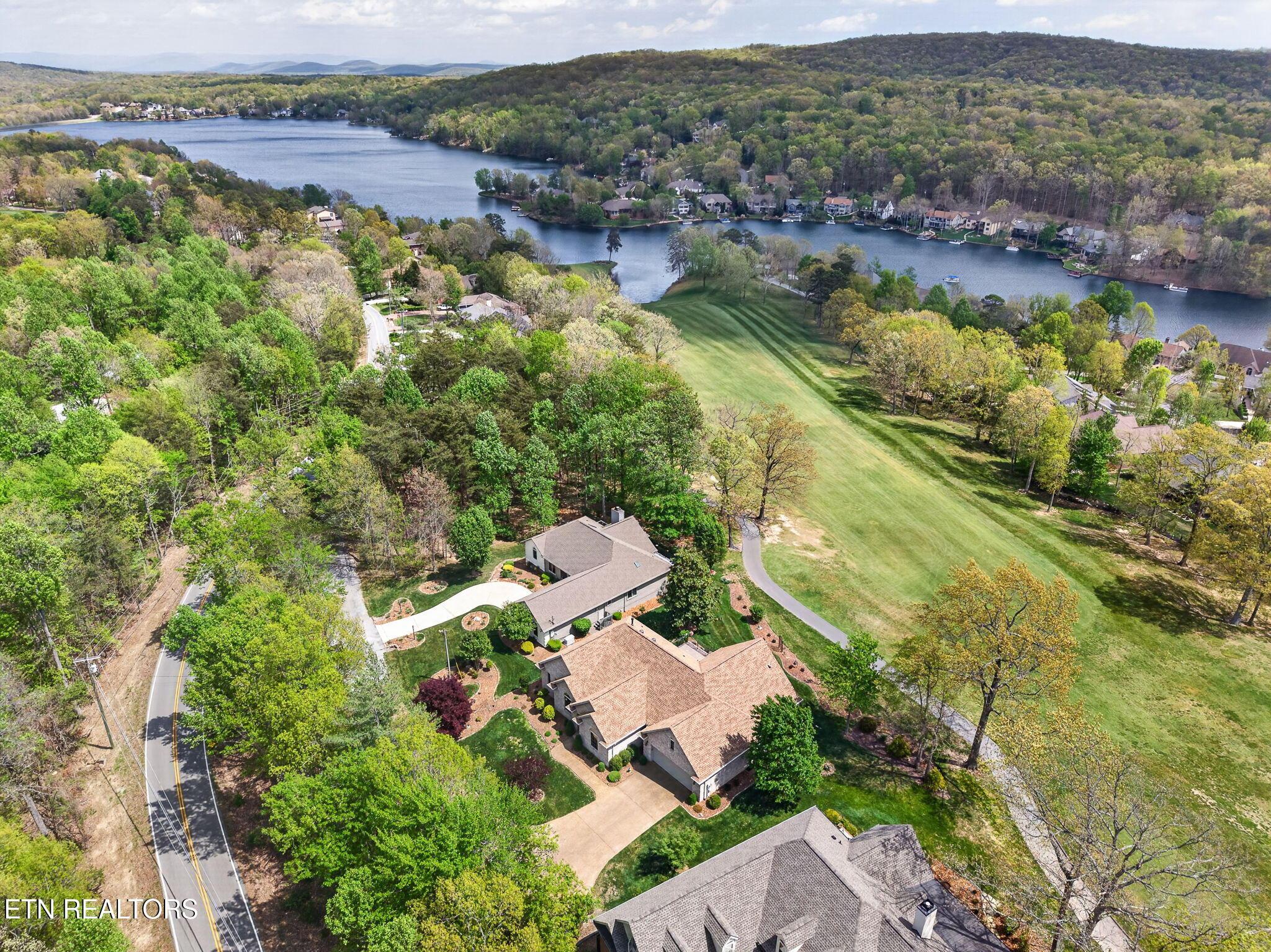 Image 2: 10-web-or-mls-120 Valarian Dr FFG_091_TN