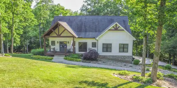 721 Lakeside Coves Way