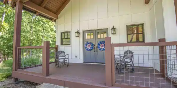 Image 4: Front Porch