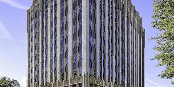 603 W Main St