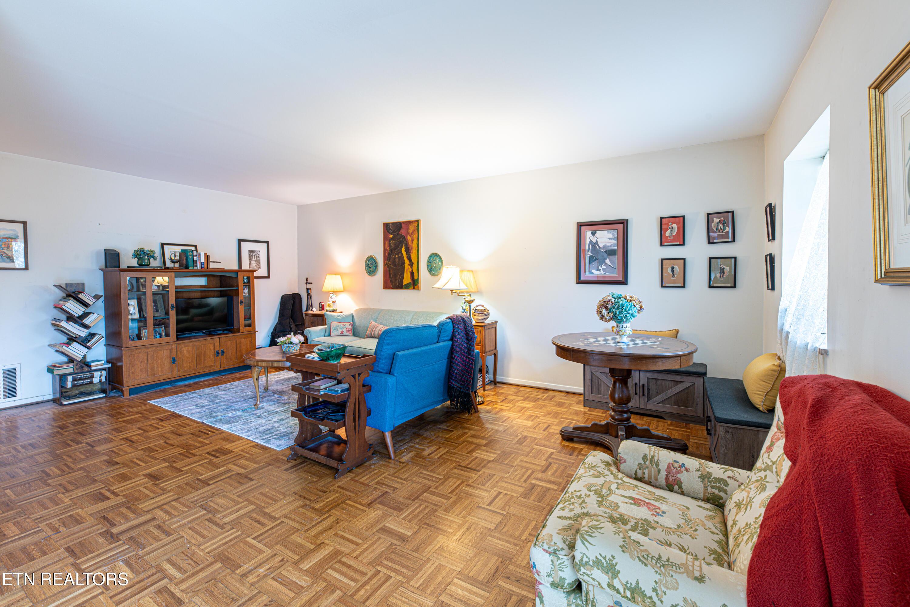 Image 3: 3636 Talihuna Ave (618)-7
