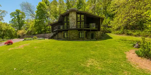 710 Disco Loop Rd