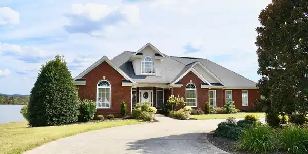 123 Summerfield Lane