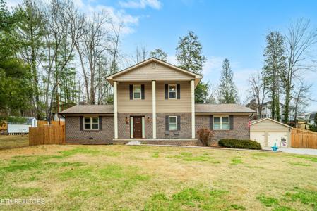 612 Woodland Drive
