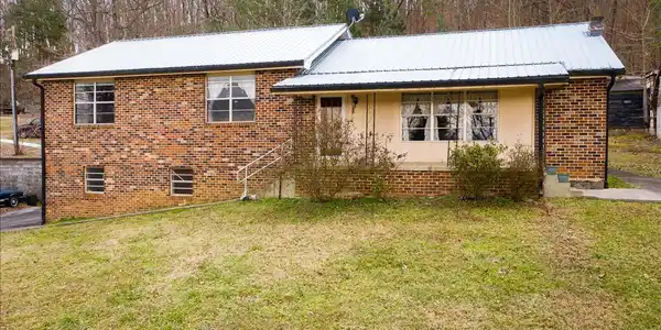 419 Lower River Rd