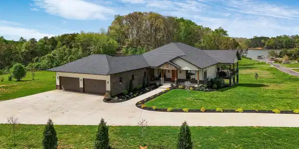 4733 Driftwood Lane