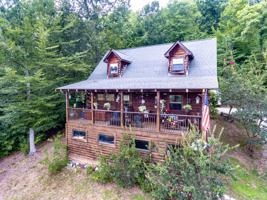498 Wildcat Hollow Rd