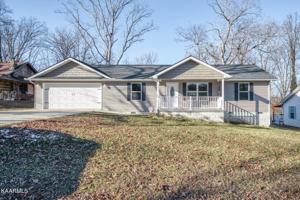 2423 Whitehorse Dr Drive