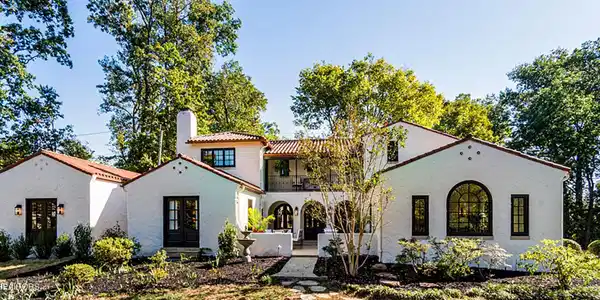 926 SW Keowee Ave