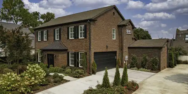 404 Boxwood
