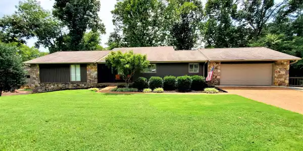 3718 River Trace Lane