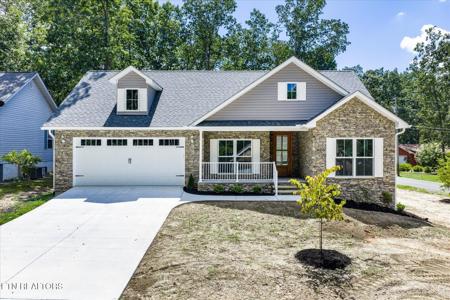 145 Lakeside Drive