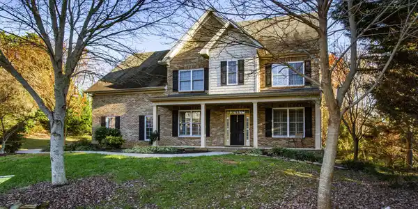 2057 Willow View Lane
