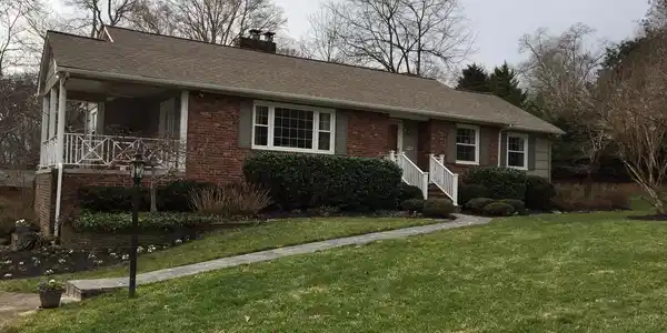 919 Cedarhill Rd
