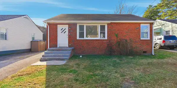 1916 Island Home Ave
