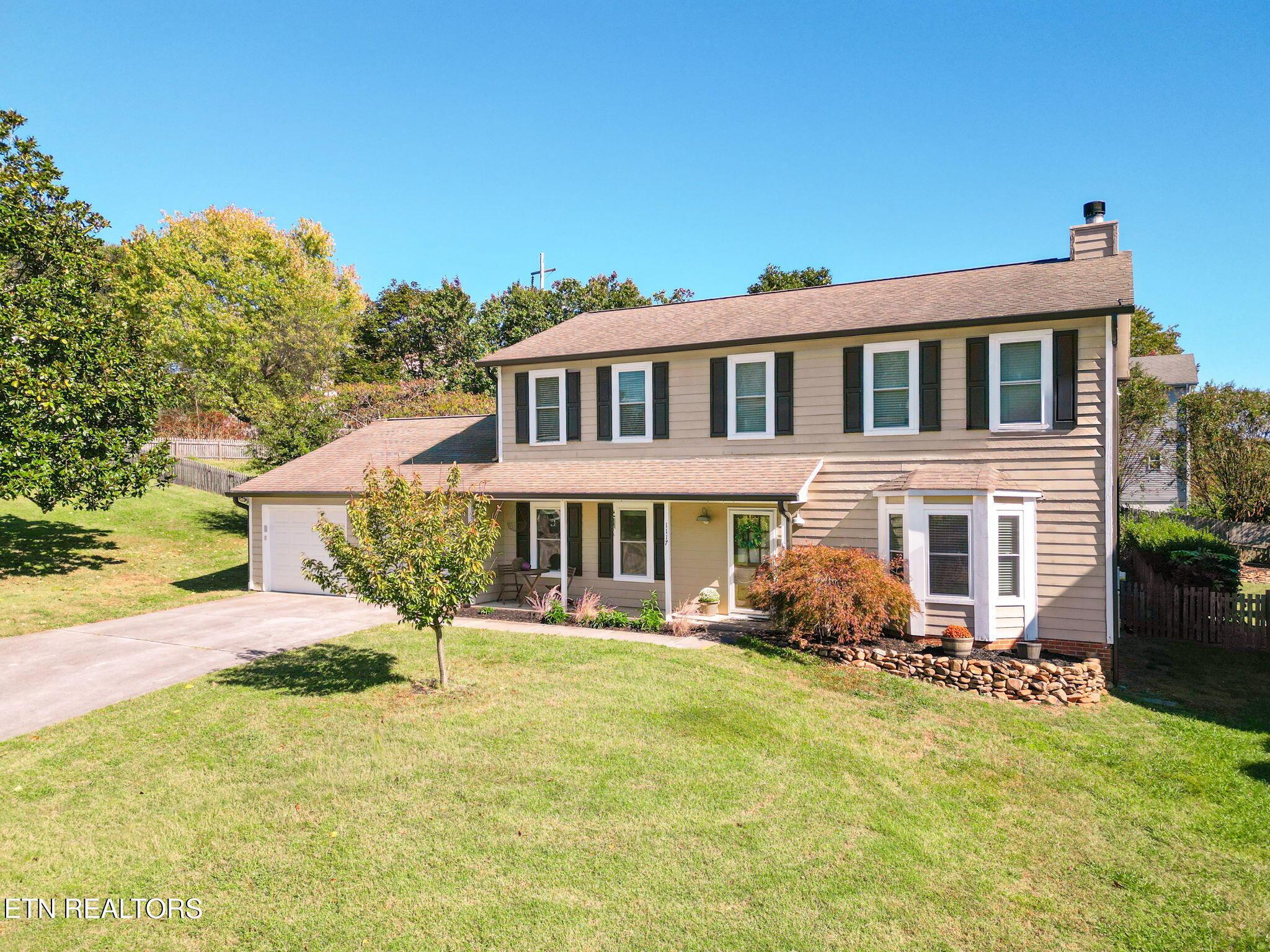 Image 2: 2-web-or-mls-002--FULL