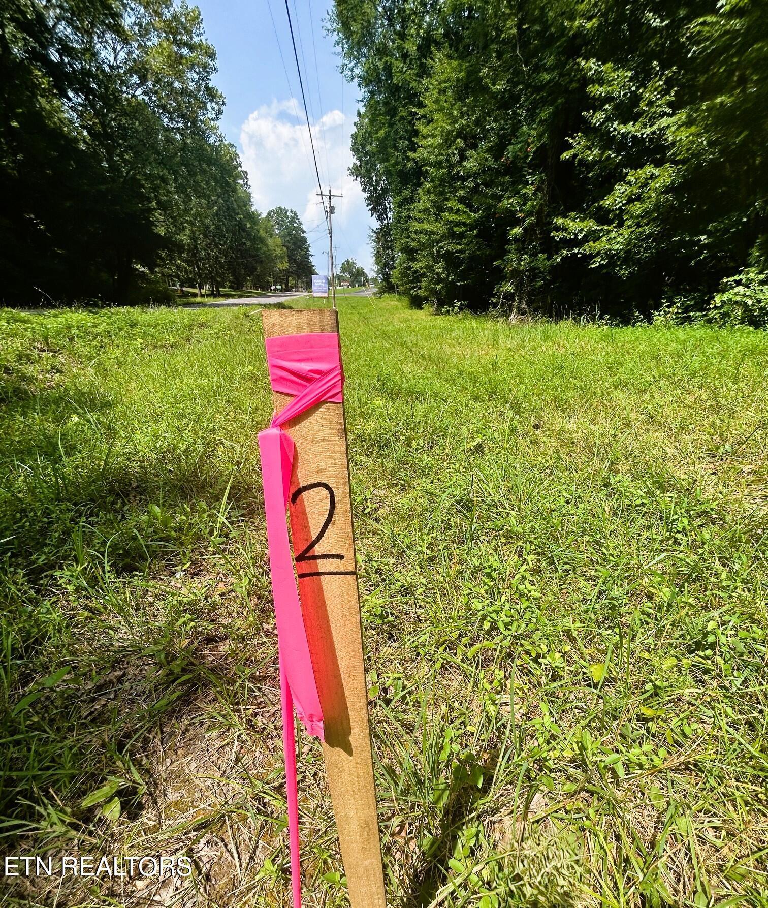 Image 2: Lakeview tract 2 marker