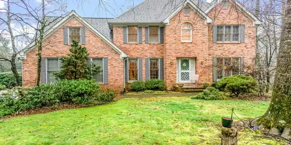1900 Red Fox Lane