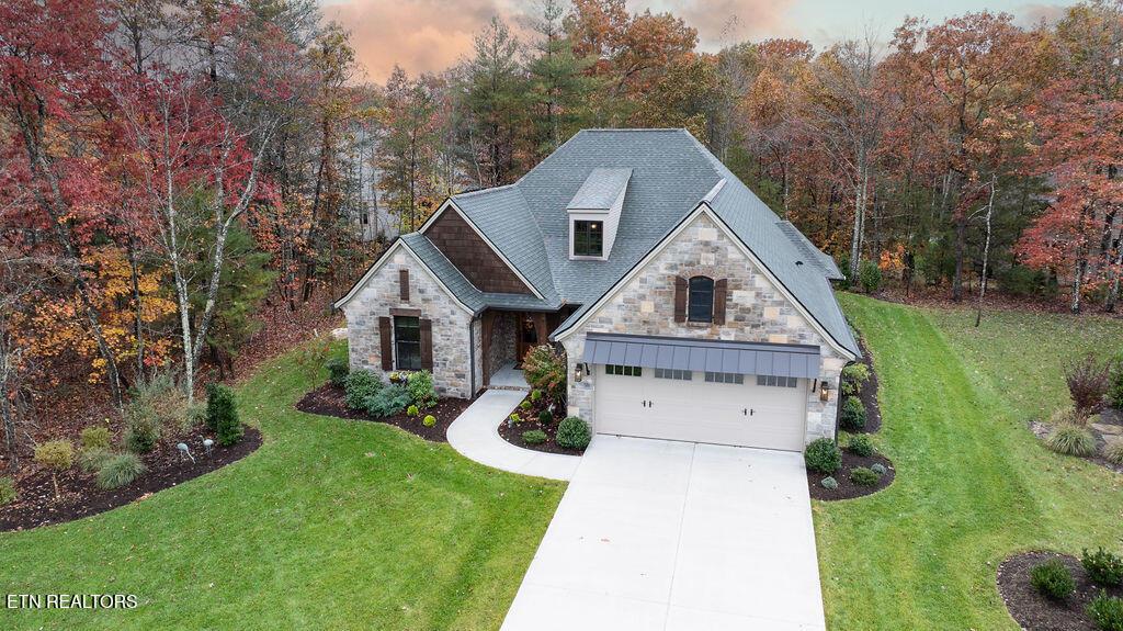 Image 1: 13Laurelwood-04