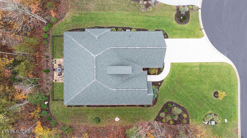 Image 3: 13Laurelwood-05