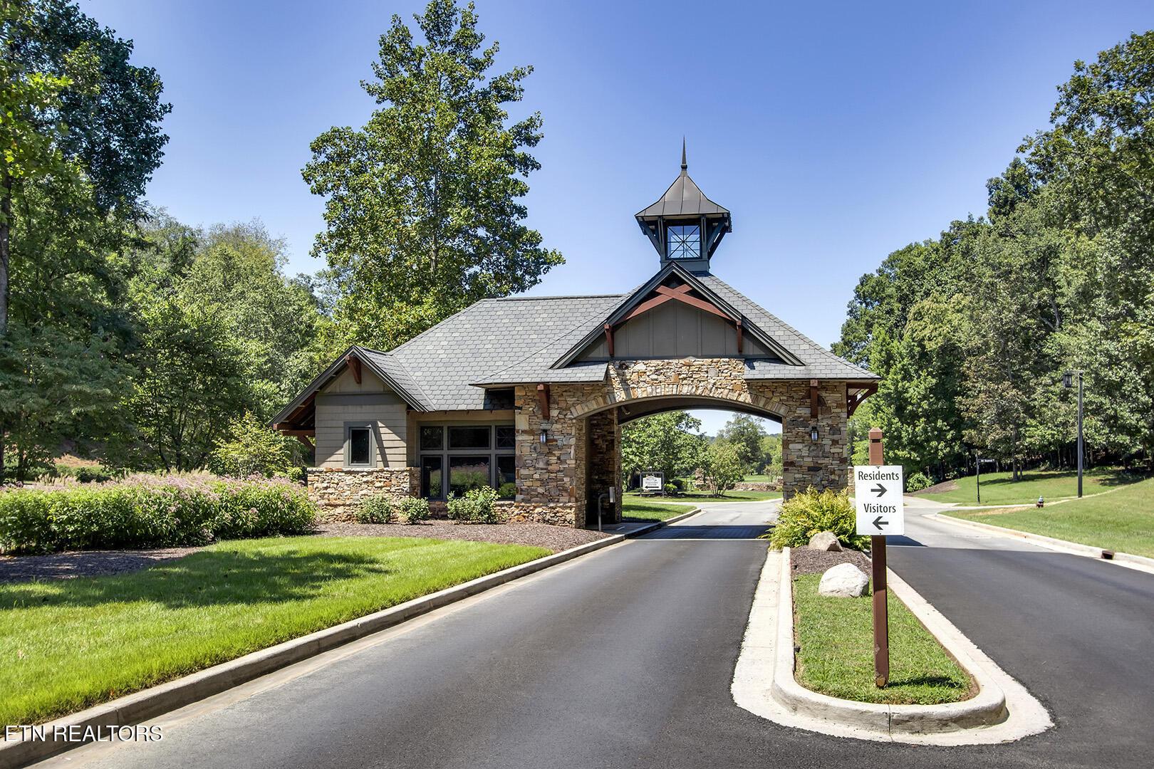 Image 2: 23_TN-Nat_Gatehouse
