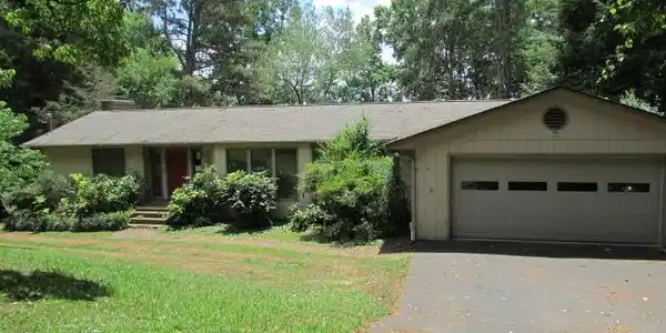 6960 Riverwood Drive