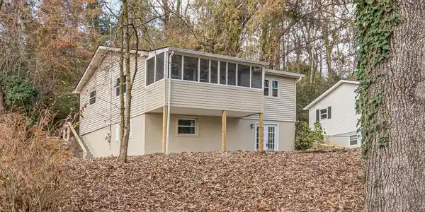 3114 Burning Log Lane