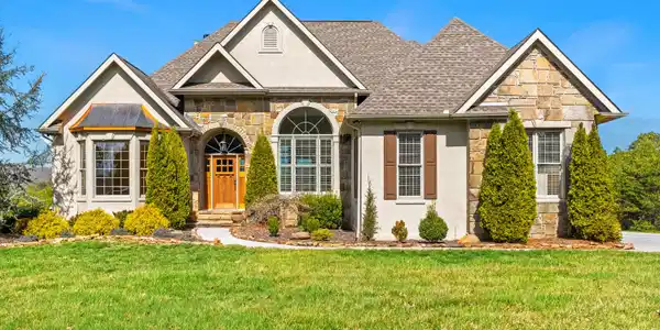 230 Conkinnon Drive