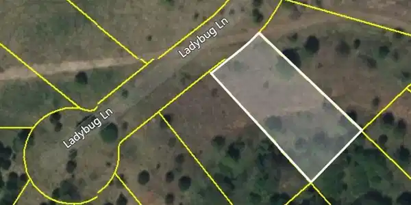 Image 4: Satellite close-up