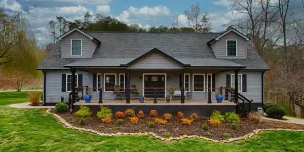 650 Cruze Rd