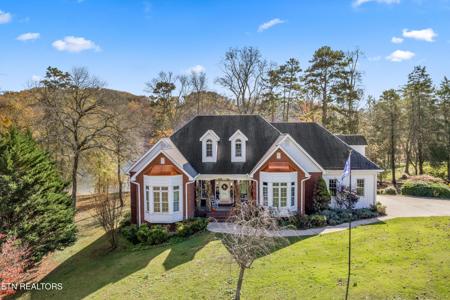 220 Montgomery View Drive