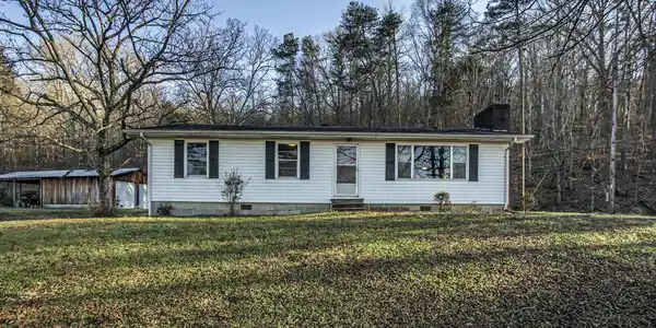 1445 Lower River Road