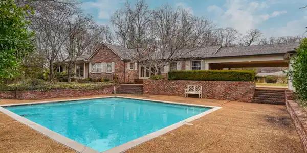 3605 Bluff Point Drive