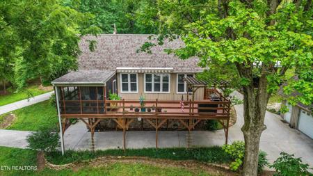 131 Shore Loop