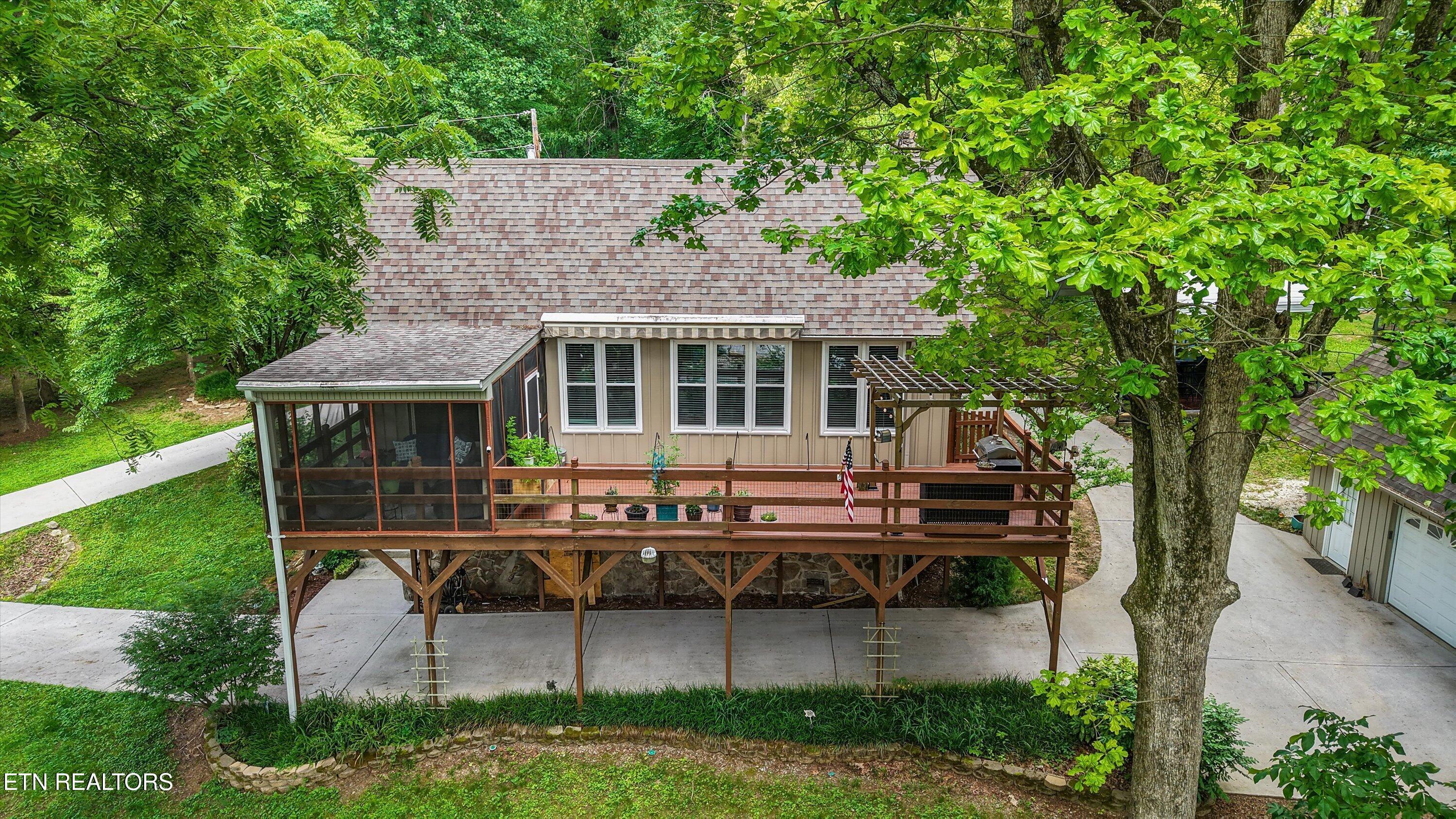 Image 1: 39-131 Shore Loop 07
